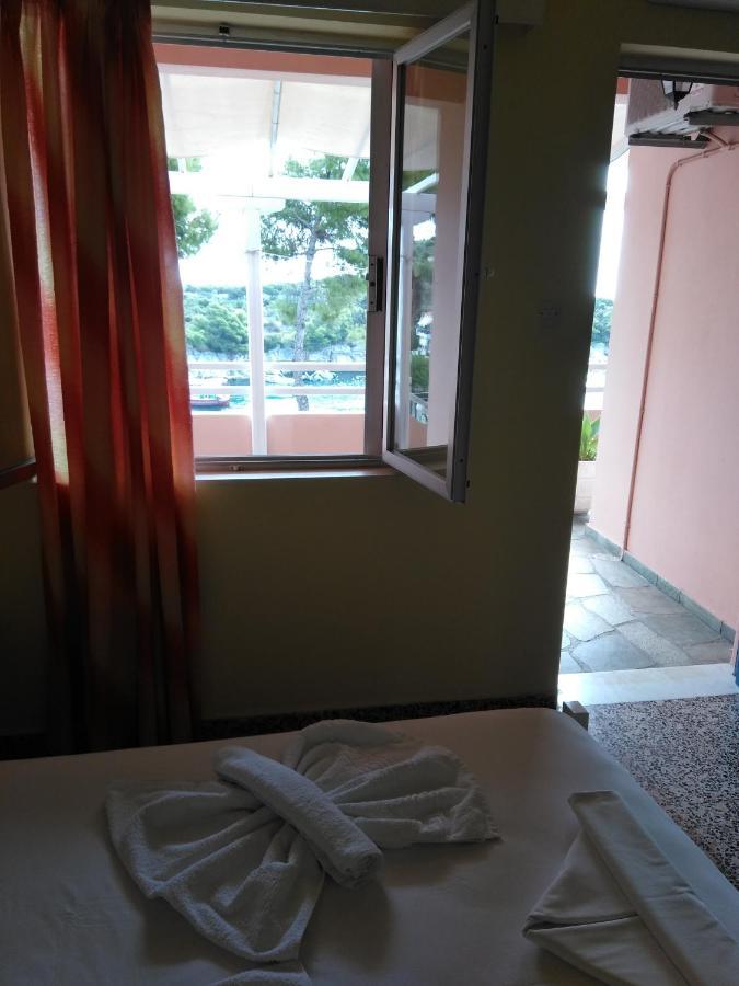 Rooms Apostolis Patitiri  Exterior photo